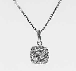 Necklaces & Pendants